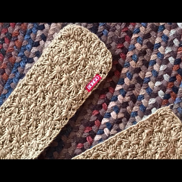 BONGO gold scarf with iridescent sequins - Picture 2 of 3